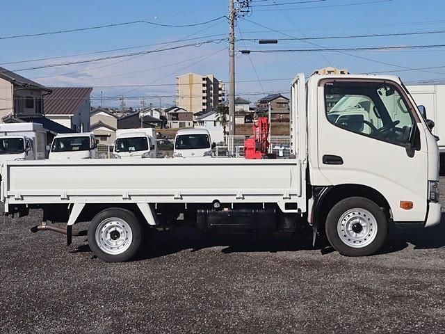 TOYOTA DYNA 2018