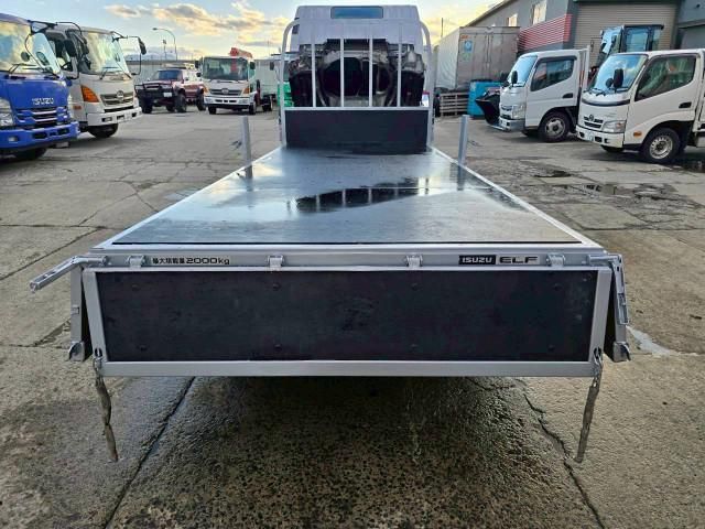 ISUZU ELF 2012
