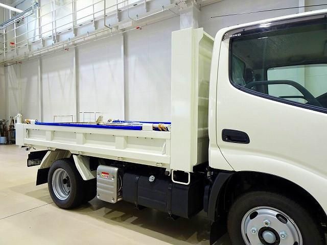HINO DUTRO 2024