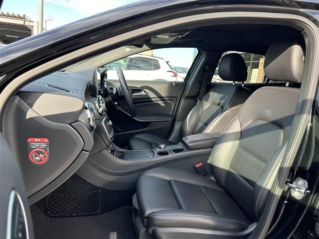 MERCEDES BENZ MERCEDES BENZ GLA class 2019