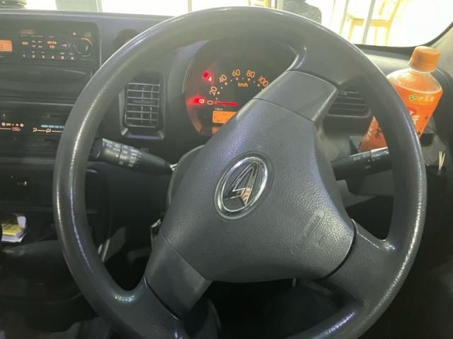 DAIHATSU HIJET CARGO 4WD 2014