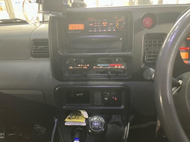 DAIHATSU HIJET CARGO 4WD 2014