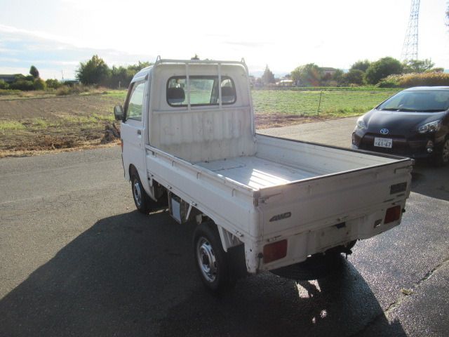 DAIHATSU HIJET dump 4WD 1997