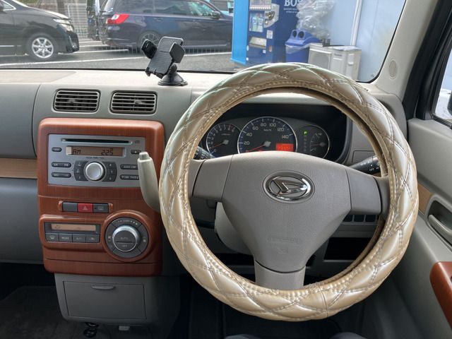 DAIHATSU MOVE CONTE 2010