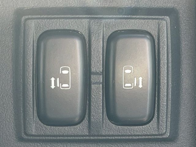 MITSUBISHI DELICA D:5 2WD 2010