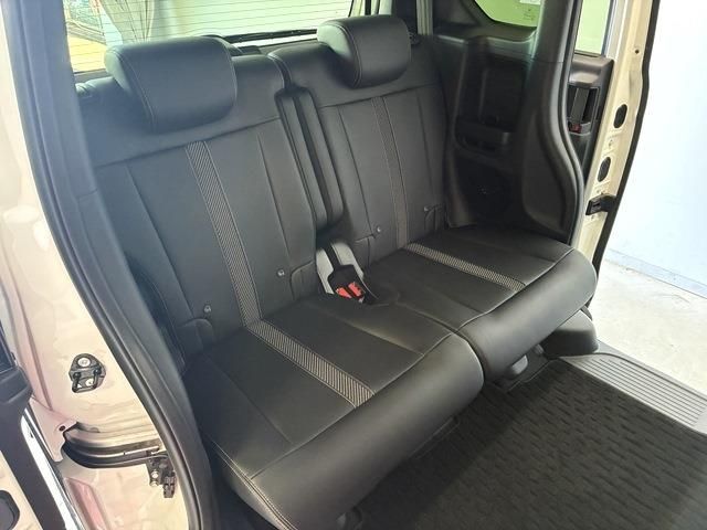 HONDA N BOX CUSTOM 2023