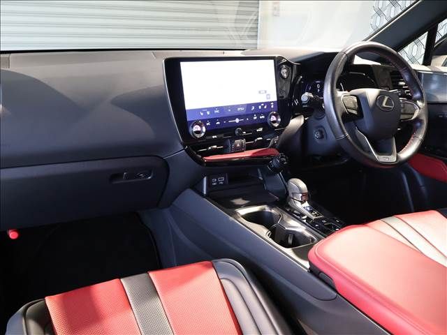 TOYOTA LEXUS NX350h 2022