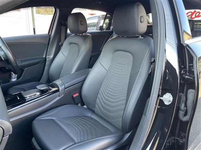 MERCEDES BENZ MERCEDES BENZ A class 2020