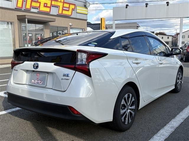 TOYOTA PRIUS 4WD 2020