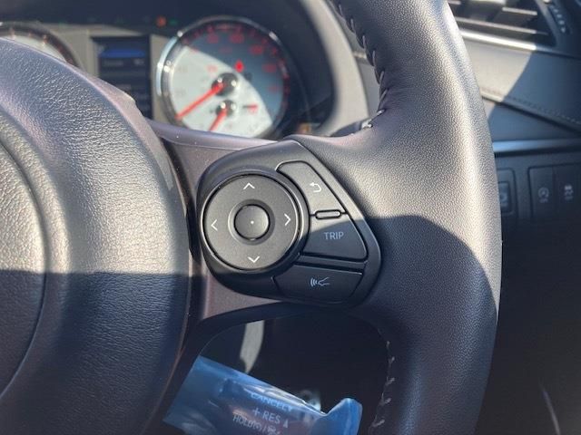 TOYOTA HARRIER 4WD 2018