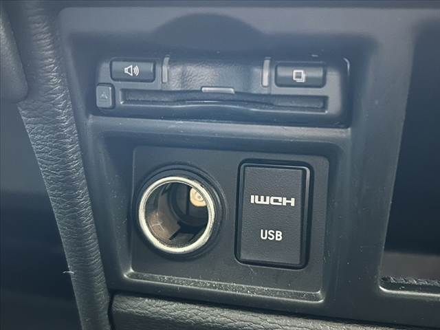 MITSUBISHI DELICA D:5 4WD 2025