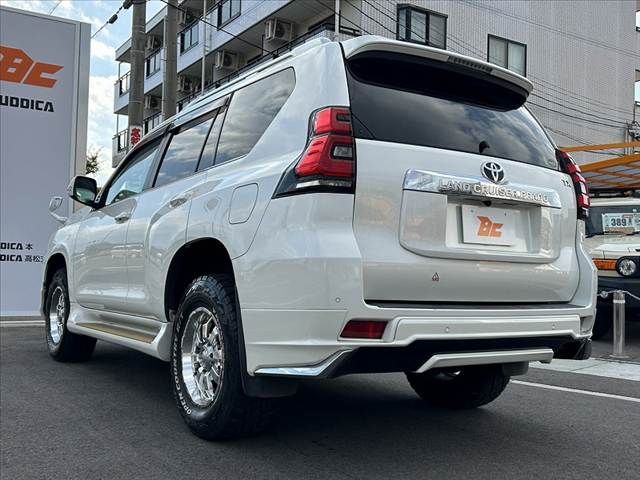 TOYOTA LANDCRUISER PRADO 2018