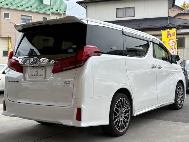 TOYOTA ALPHARD hybrid 4WD 2020