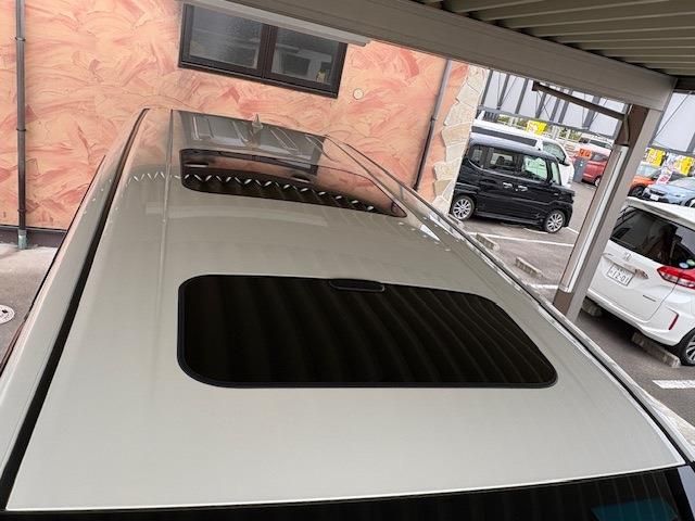 TOYOTA ALPHARD hybrid 4WD 2020