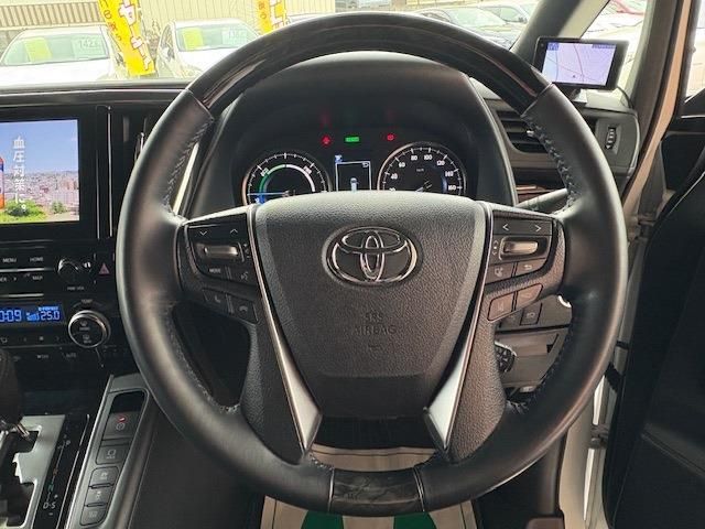 TOYOTA ALPHARD hybrid 4WD 2020