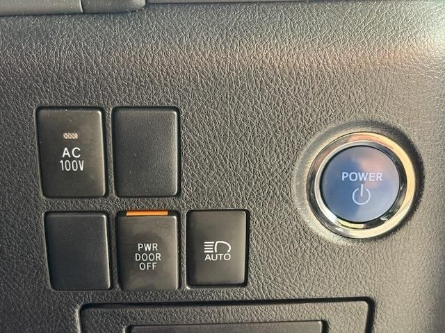 TOYOTA ALPHARD hybrid 4WD 2020