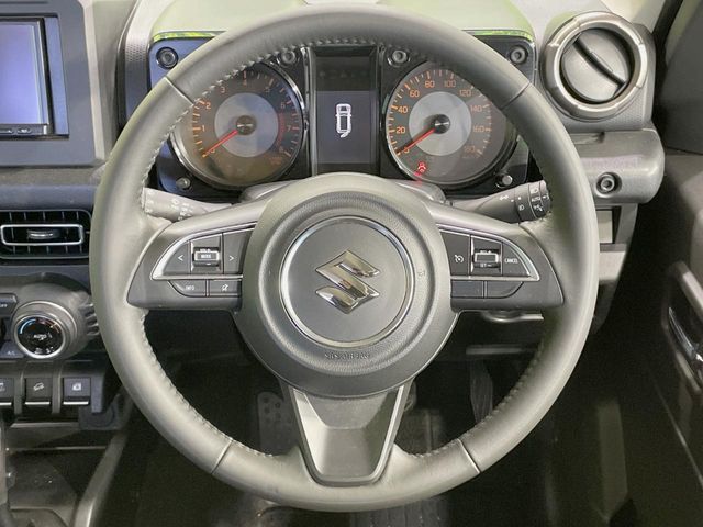 SUZUKI JIMNY SIERRA 2023