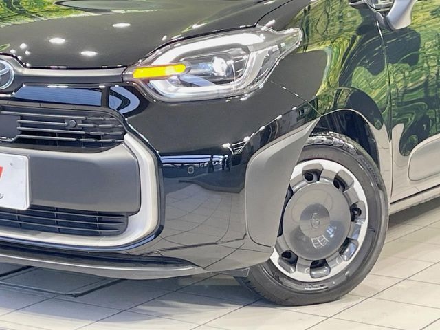 TOYOTA SIENTA HYBRID 2024