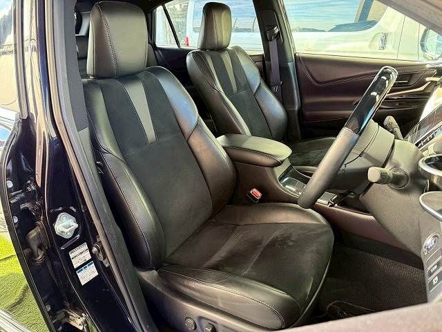 TOYOTA HARRIER 4WD 2015