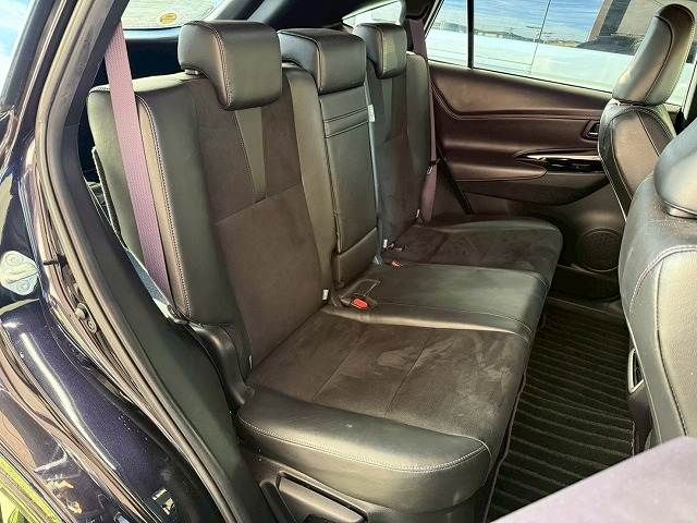 TOYOTA HARRIER 4WD 2015