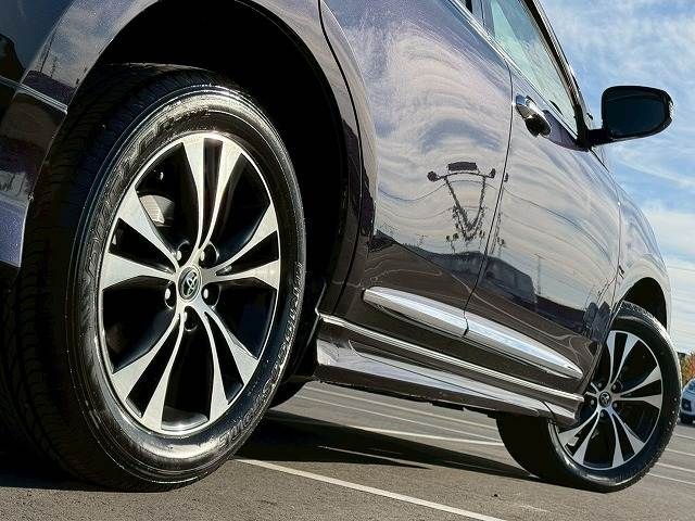 TOYOTA HARRIER 4WD 2015