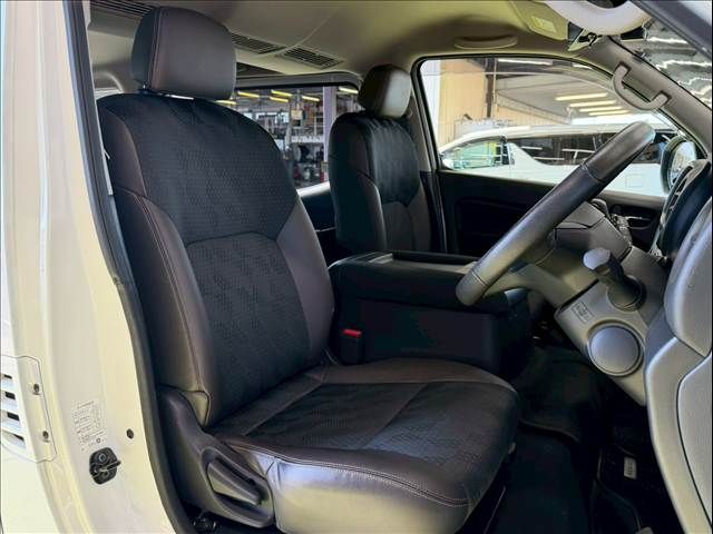 NISSAN CARAVAN van 2WD 2022