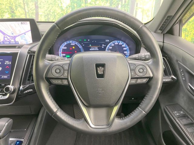 TOYOTA CROWN sedan hybrid 2019