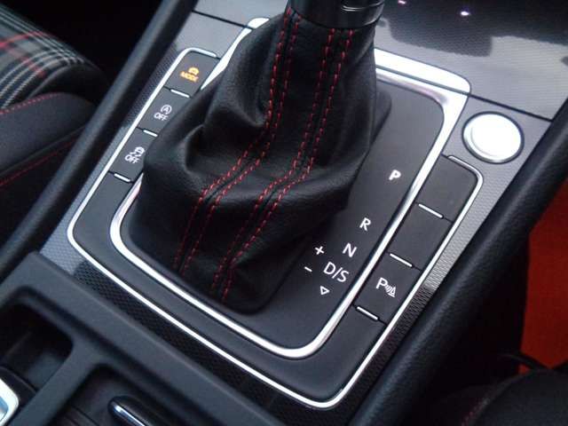 VOLKSWAGEN VOLKSWAGEN GOLF GTI 2014