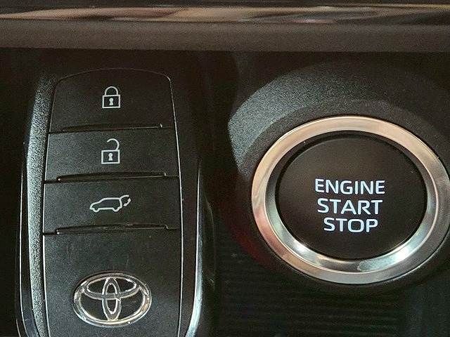 TOYOTA HARRIER 2WD 2024