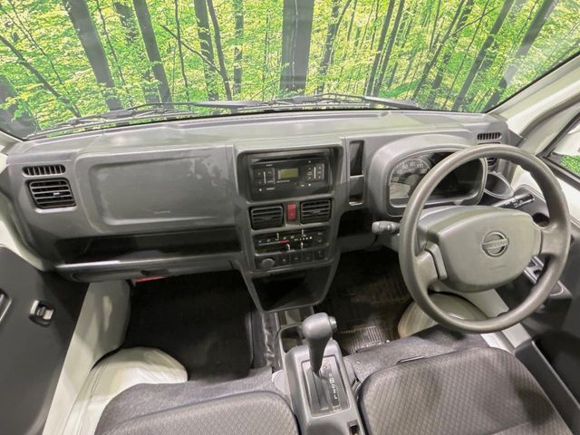 NISSAN NT100 CLIPPER 4WD 2018