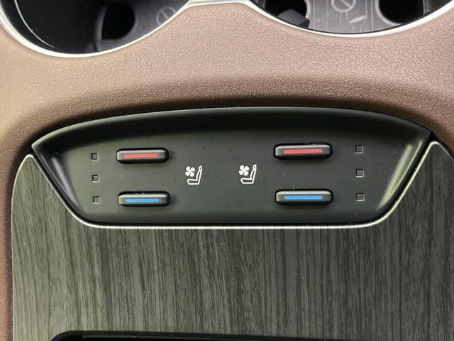 TOYOTA HARRIER HYBRID 2021