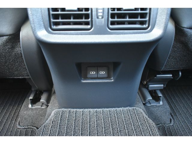 TOYOTA HARRIER HYBRID 2025