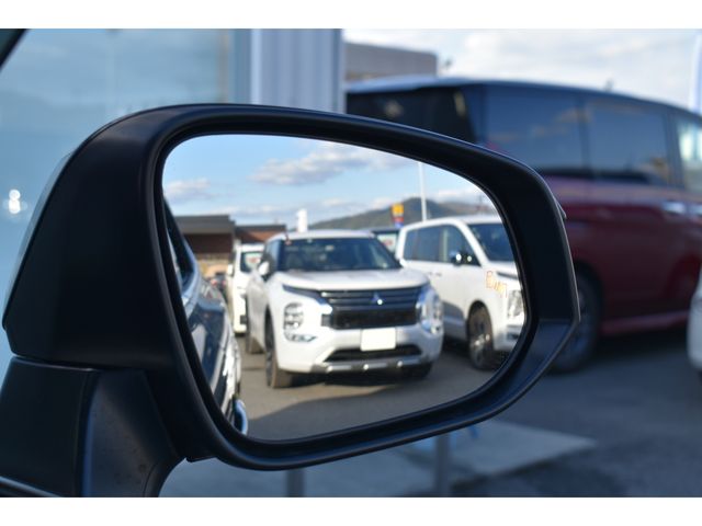 TOYOTA HARRIER HYBRID 2025