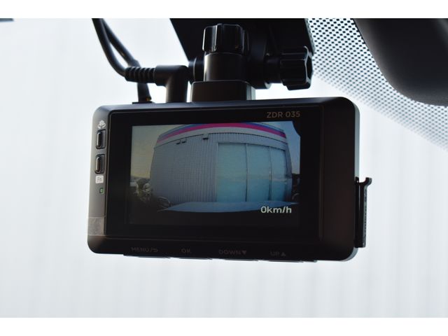 MITSUBISHI OUTLANDER PHEV 2023