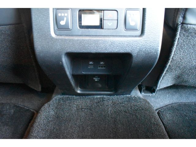 MITSUBISHI OUTLANDER PHEV 2023