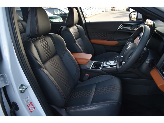 MITSUBISHI OUTLANDER PHEV 2023