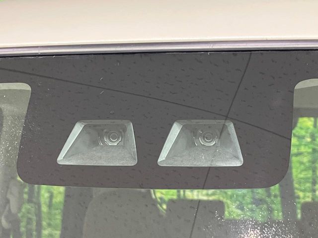 DAIHATSU TANTO 4WD 2017