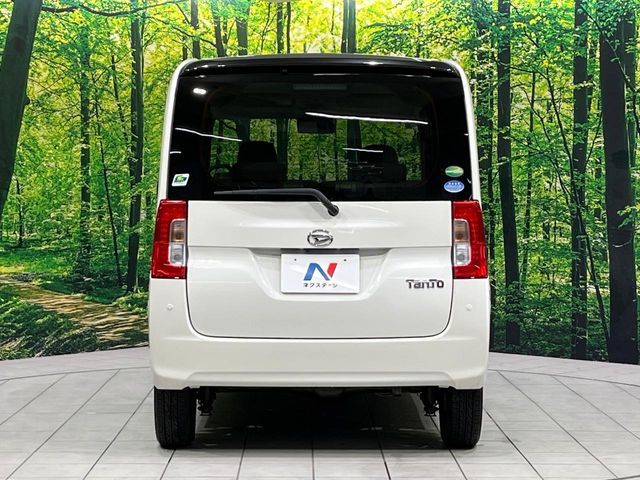 DAIHATSU TANTO 4WD 2017