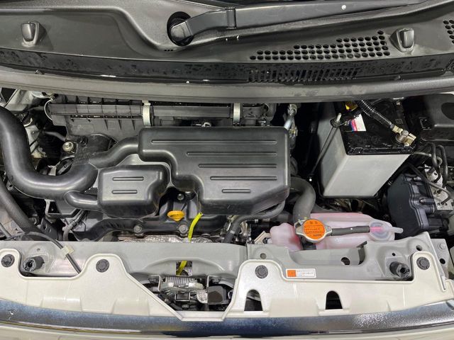 DAIHATSU TANTO 4WD 2017