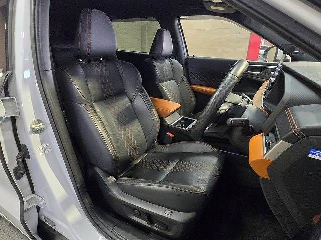 MITSUBISHI OUTLANDER PHEV 2021