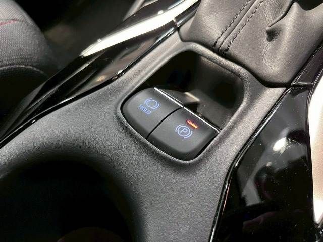 TOYOTA COROLLA SPORT 2018