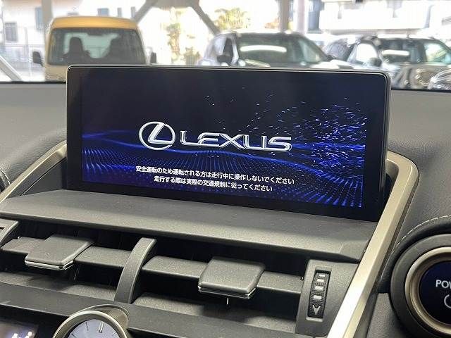 TOYOTA LEXUS NX300h 2018