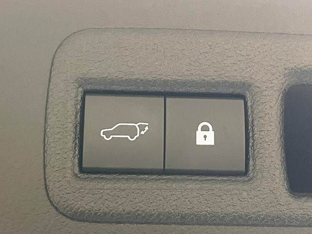 TOYOTA LEXUS NX300h 2018