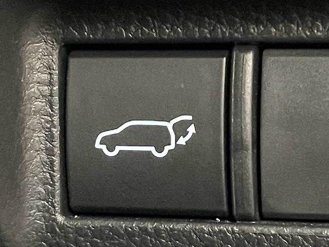 TOYOTA HARRIER 2WD 2023