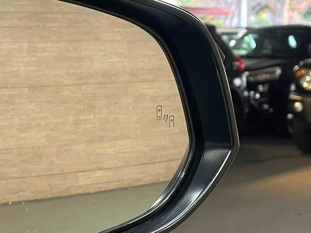 TOYOTA HARRIER 2WD 2023