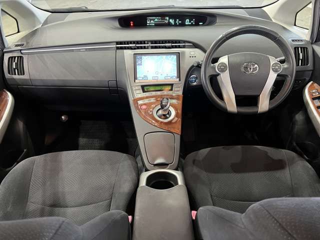 TOYOTA PRIUS 2013