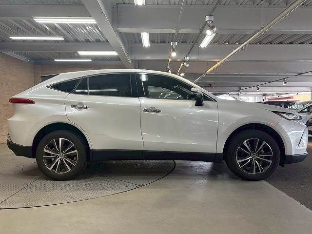 TOYOTA HARRIER 2WD 2023
