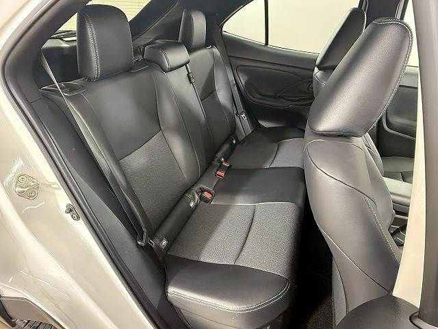 TOYOTA YARIS CROSS HYBRID 2025