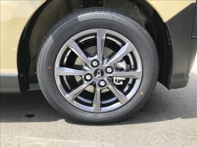 DAIHATSU TANTO FAN CROSS 2025