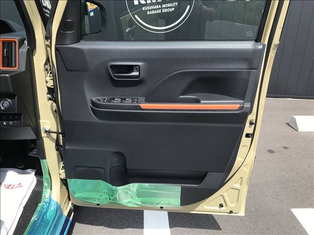 DAIHATSU TANTO FAN CROSS 2025